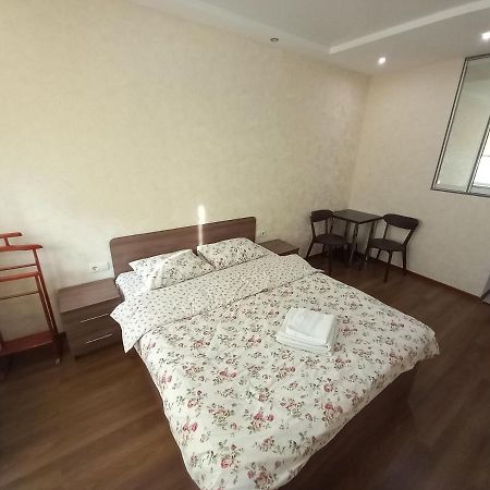 Smart Apartments Drahomanova 2А 基輔 外观 照片