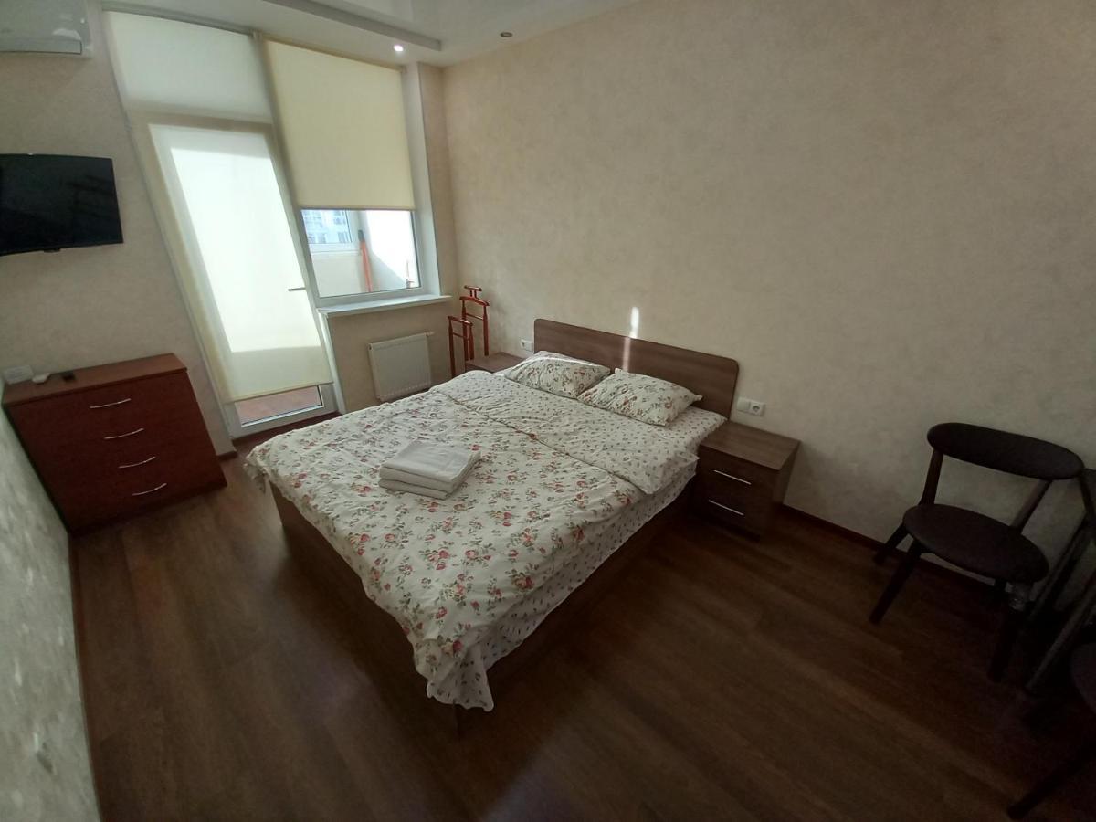 Smart Apartments Drahomanova 2А 基輔 外观 照片