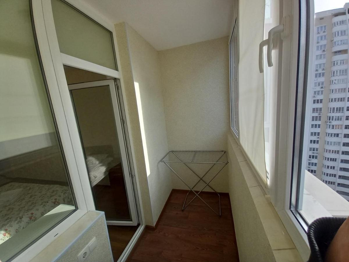 Smart Apartments Drahomanova 2А 基輔 外观 照片